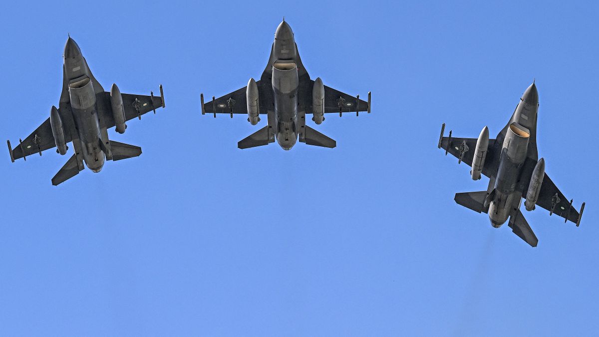 Has Pakistan used its F-16 fighter jets in the current standoff with India? Why this may be an issue with the US? File image/AFP Has Pakistan used its F-16 fighter jets in the current standoff with India? Why this may be an issue with the US? File image/AFP