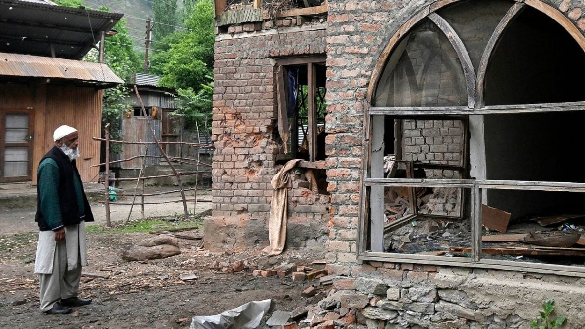 Pakistan Army's shelling on J&K border kills three, including two civilians as tensions rise