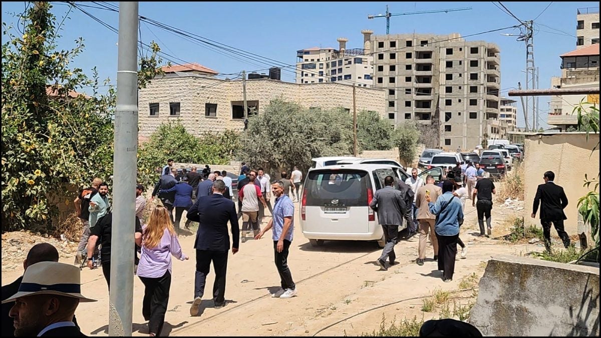 Israeli troops fire 'warning shots' near diplomats during West Bank visit