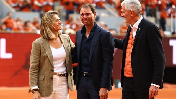WATCH - Rafael Nadal gets emotional during his tribute ceremony at Roland  Garros – Firstpost