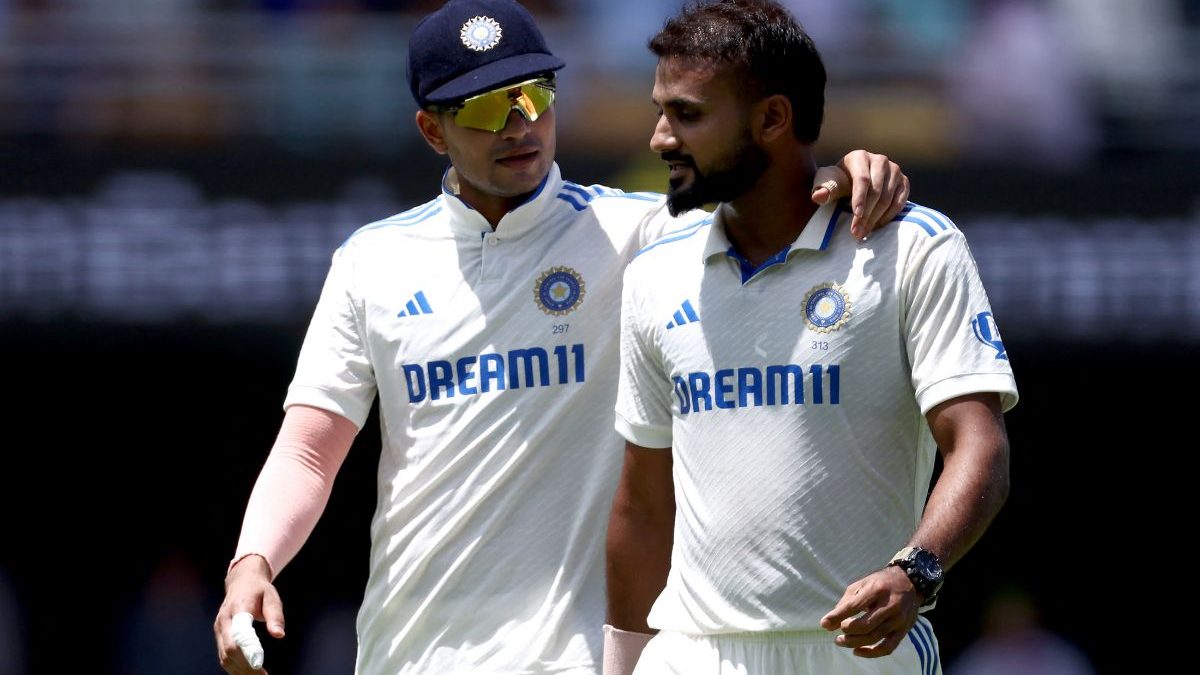 'Make no mistake, that is a strong squad': Ex-England skippers Nasser Hussain, Eoin Morgan react to India's squad 'Make no mistake, that is a strong squad': Ex-England skippers Nasser Hussain, Eoin Morgan react to India's squad