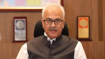 Manipur governor airlifted to Raj Bhavan to avoid massive Meitei protests on road