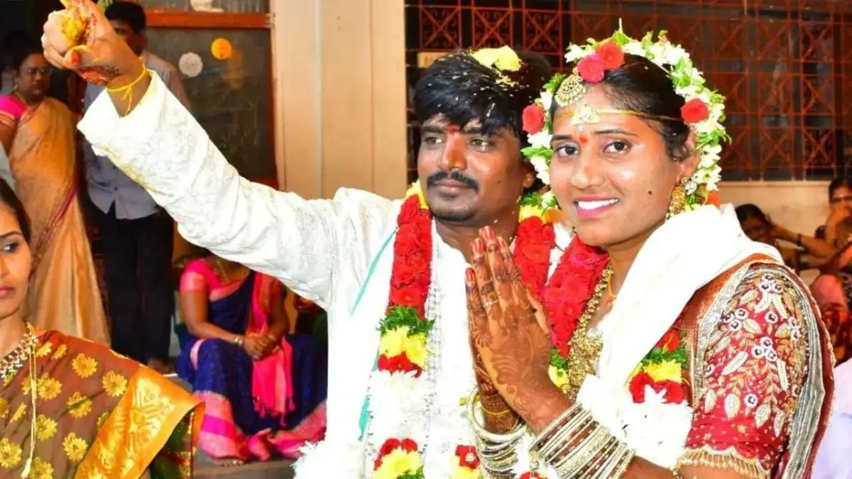 Aishwarya convinced Tejeswar to marry her, claiming to be in love with him. But within a month of their wedding, he went missing. Image: X/@thematrixloop
Aishwarya convinced Tejeswar to marry her, claiming to be in love with him. But within a month of their wedding, he went missing. Image: X/@thematrixloop