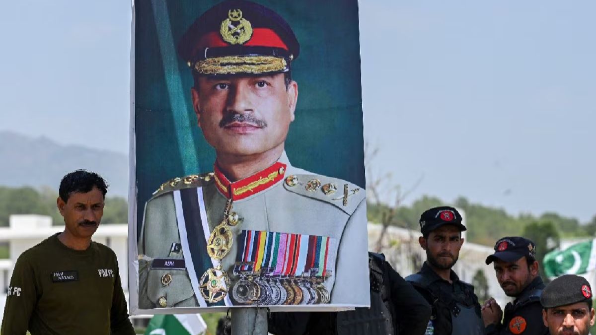 The infamous Pakistani failed marshal now faces his sternest test, which is convincing his people, including his own army, that he is not selling the country to Israel but saving Gazans. Image: AFP/File Photo
The infamous Pakistani failed marshal now faces his sternest test, which is convincing his people, including his own army, that he is not selling the country to Israel but saving Gazans. Image: AFP/File Photo