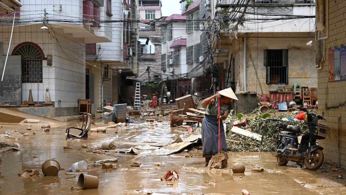 Gathering monsoon challenges China afresh, flash floods hit its struggling economy hard