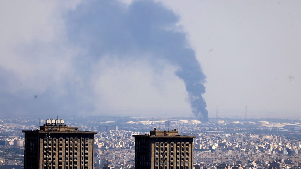 Israel Iran Conflict LIVE: Missiles and drones rain in fresh attacks; Iranian death toll nears 600