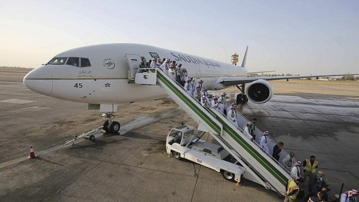 WATCH | Saudia Airlines flight carrying 250 Hajj pilgrims faces landing gear issue at Lucknow Airport