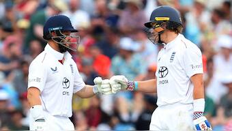 England vs India Highlights: England post 209/3, trail India by 262 runs at stumps on Day 2