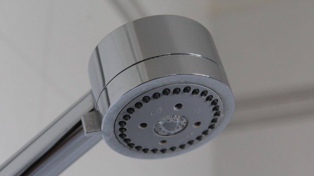 Study Shows Cold Showers Might Not Be Best on Hot Days