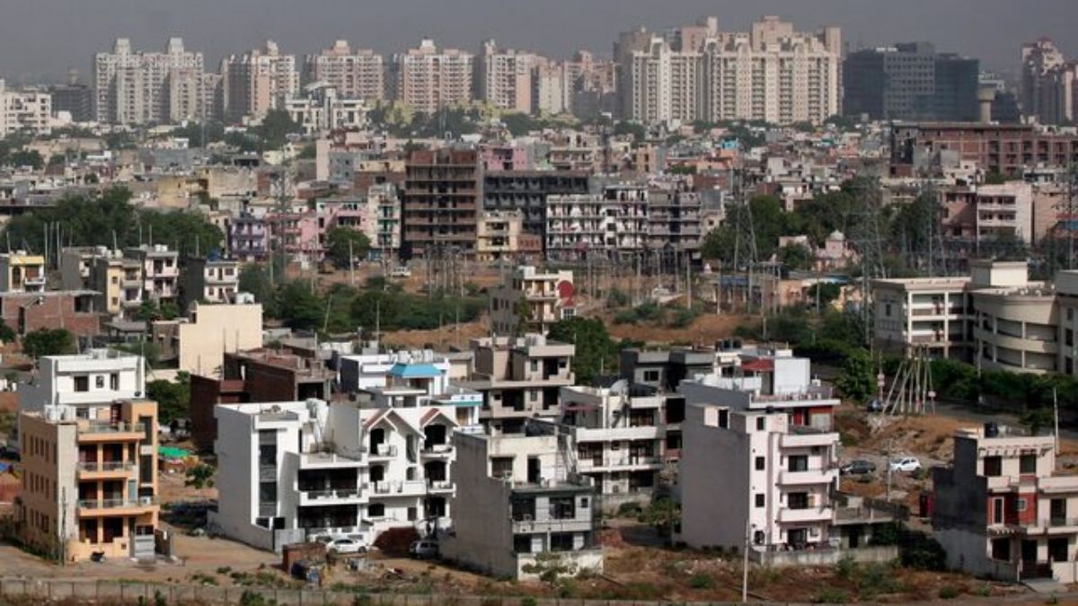 A general view of the residential apartments is pictured at Gurgaon, Haryana, on June 19, 2012. RBI rate cuts are expected to give a boost to real estate sector as they make loans cheaper. (Photo: Reuters) A general view of the residential apartments is pictured at Gurgaon, Haryana, on June 19, 2012. RBI rate cuts are expected to give a boost to real estate sector as they make loans cheaper. (Photo: Reuters)