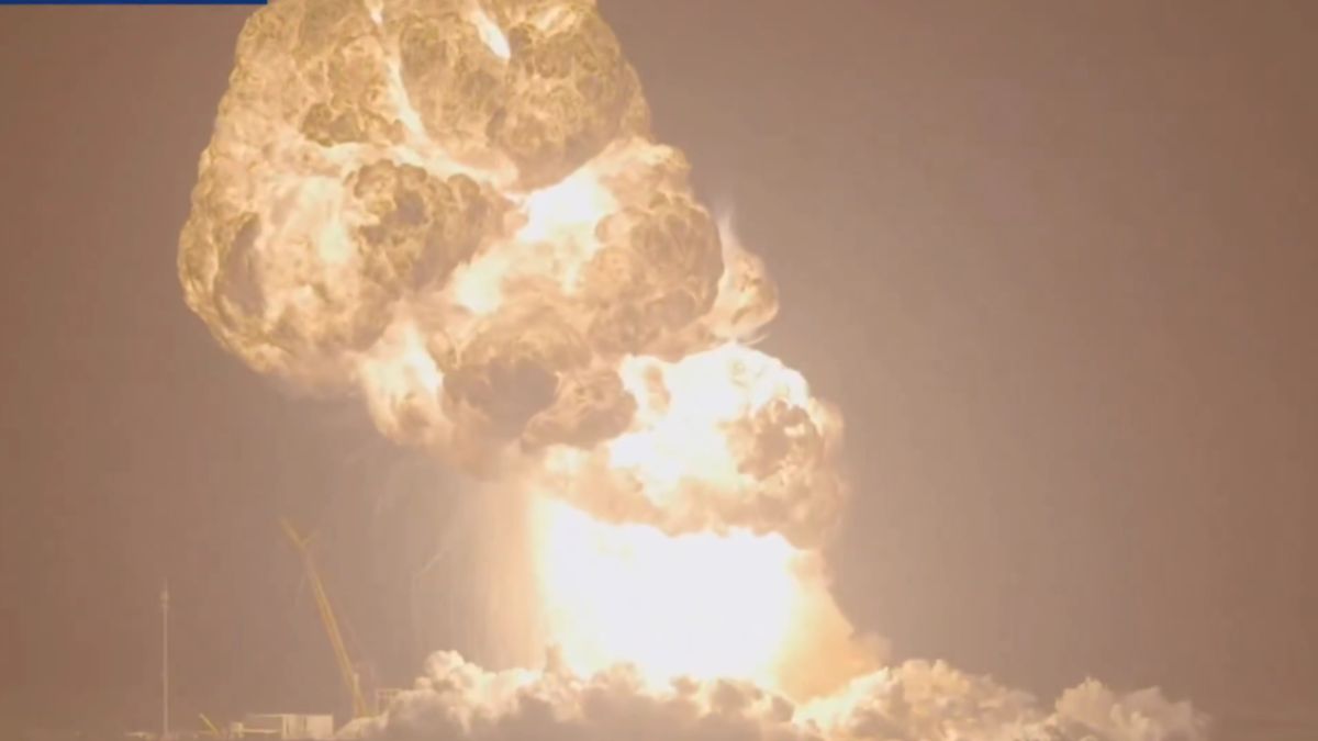 Watch | Elon Musk's SpaceX Starship explodes during flight test Watch | Elon Musk's SpaceX Starship explodes during flight test