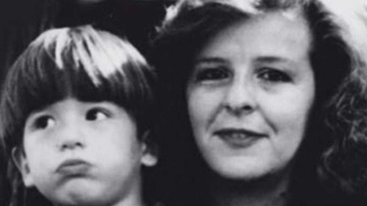 Colombian presidential candidate shot in head: Attack recalls tragic fate of mother who was killed by Pablo Escobar Colombian presidential candidate shot in head: Attack recalls tragic fate of mother who was killed by Pablo Escobar