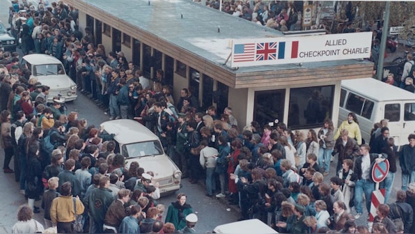 History Today: When Checkpoint Charlie was dismantled