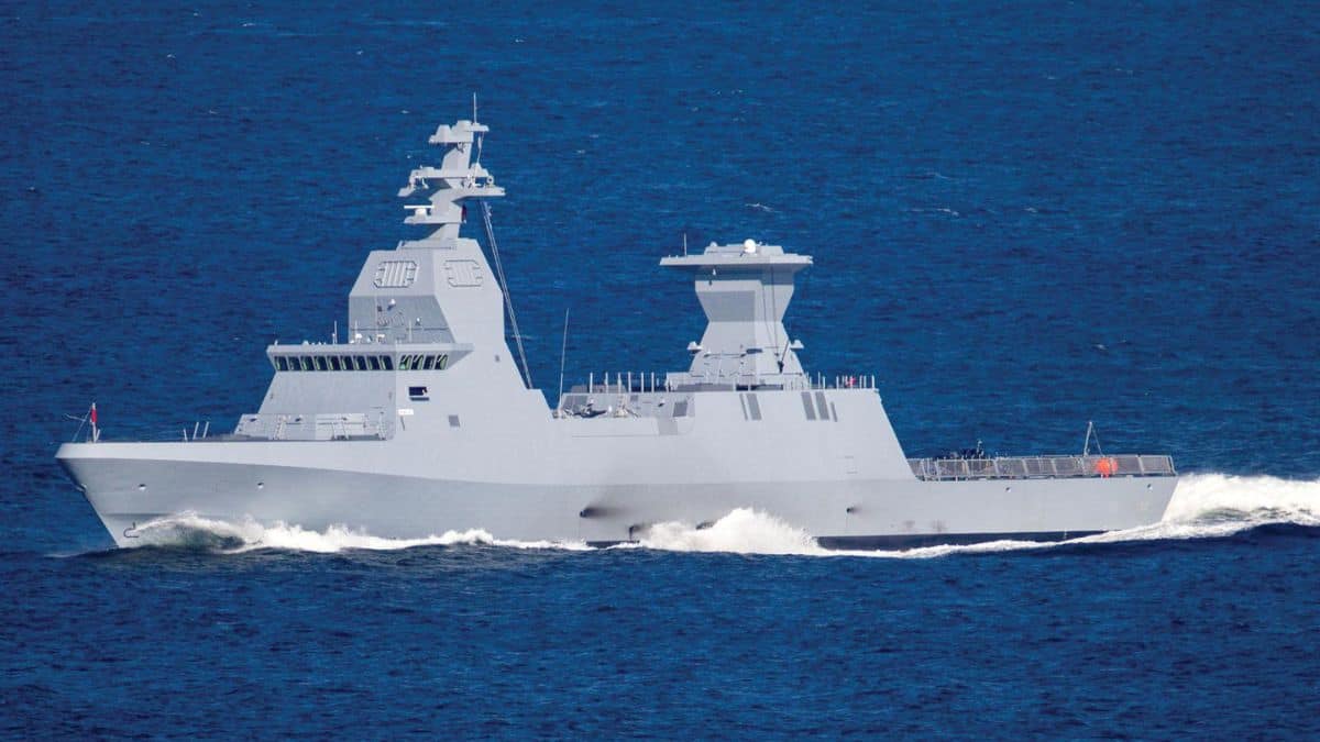 The Magen, pictured during final acceptance trials, before sensors and weapons — including the forward 3-inch gun — had been fitted. US Naval Press Service