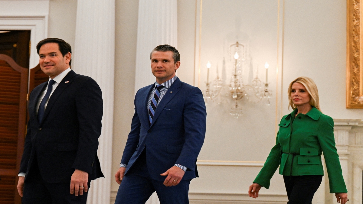 Trump administration pressures Mexico to target politicians tied to drug cartels Trump administration pressures Mexico to target politicians tied to drug cartels