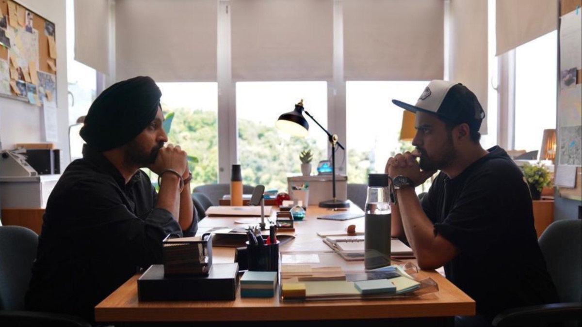 With Diljit Dosanjh at the Helm, Zee5's 'Detective Sherdill' garners 44M+ views in 24 hours With Diljit Dosanjh at the Helm, Zee5's 'Detective Sherdill' garners 44M+ views in 24 hours