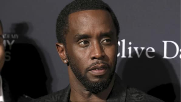 Prosecutor tells jury ‘it’s time’ to convict Sean ‘Diddy’ Combs as sex trafficking trial near end