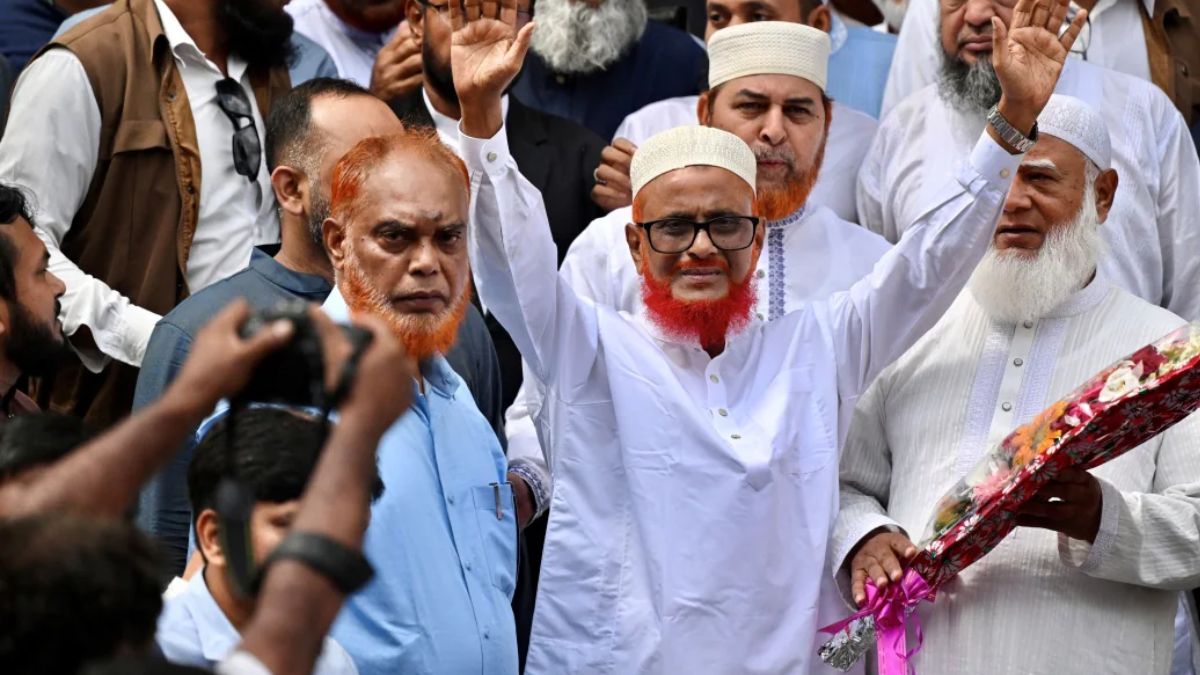 Why Sheikh Hasina had banned Jamaat-e-Islami and what Yunus gains with its return Why Sheikh Hasina had banned Jamaat-e-Islami and what Yunus gains with its return