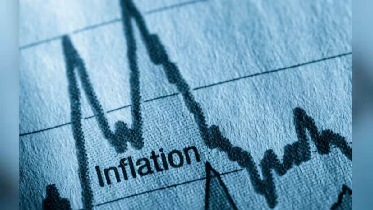 US Fed keeps interest rates unchanged amid Trump tariff jitters, cuts growth forecast
