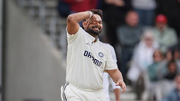 KL Rahul and Rishabh Pant's tons light up Day 4 of Headingley Test as India set England 371 to win