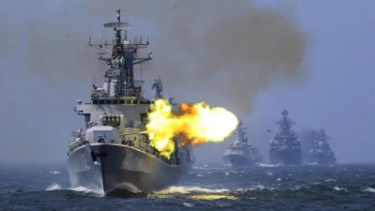 At least 3 ships on fire after collision in Gulf of Oman, UAE sends rescue teams