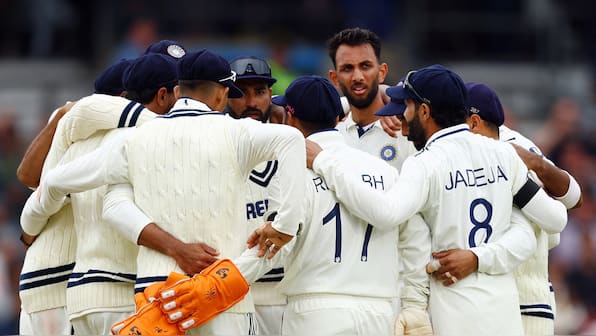 Pathan calls for more 'aggressive bowling' from India at Headingley; Shastri feels Gill and Co missing Kohli's presence