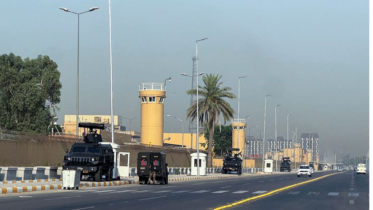 Iraq begins dig at site of suspected IS mass grave near Mosul Iraq begins dig at site of suspected IS mass grave near Mosul