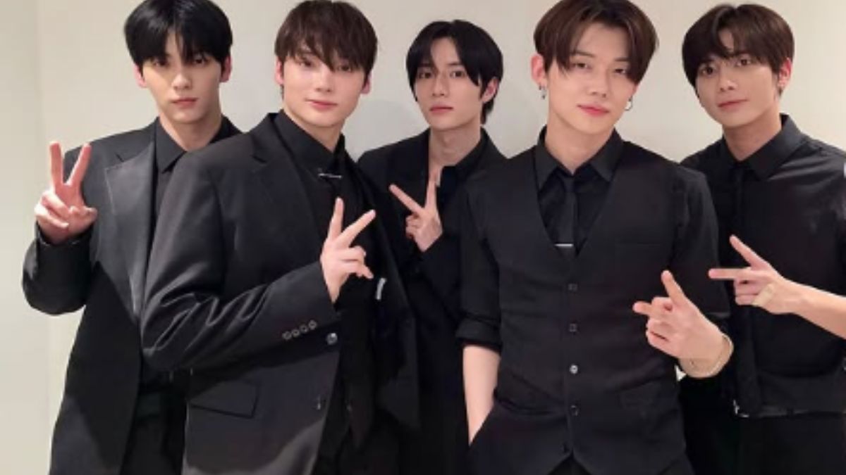 The 'V' sign has become taboo for Korean celebrities during presidential elections. Instagram/txt_bighit The 'V' sign has become taboo for Korean celebrities during presidential elections. Instagram/txt_bighit