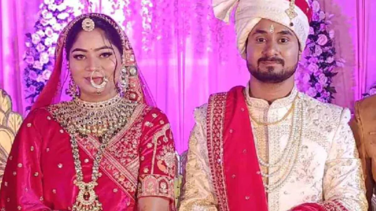 Sonam Raghuvanshi allegedly paid her husband's killers. News18 Hindi Sonam Raghuvanshi allegedly paid her husband's killers. News18 Hindi