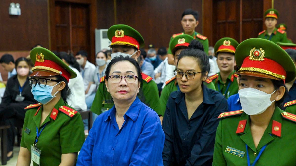 Vietnamese tycoon escpaes death sentence over $27bn fraud case Vietnamese tycoon escpaes death sentence over $27bn fraud case