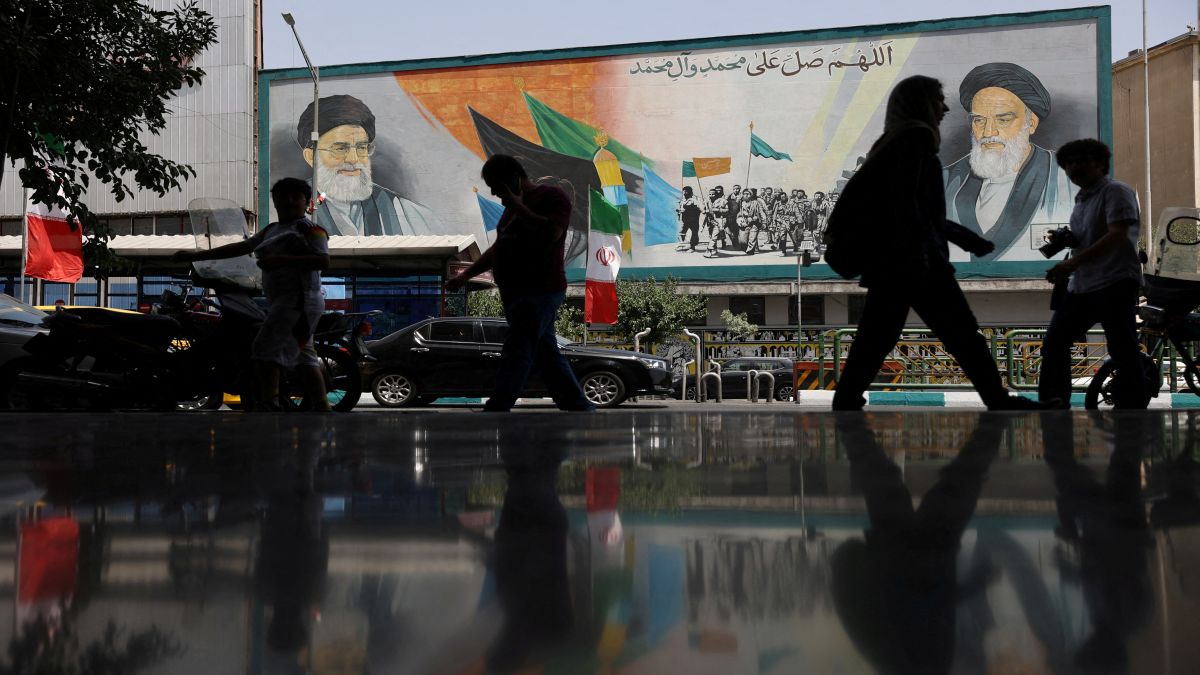 Iran conducts waves of arrests & executions in wake of Israel conflict, activists fear crackdown on dissenters