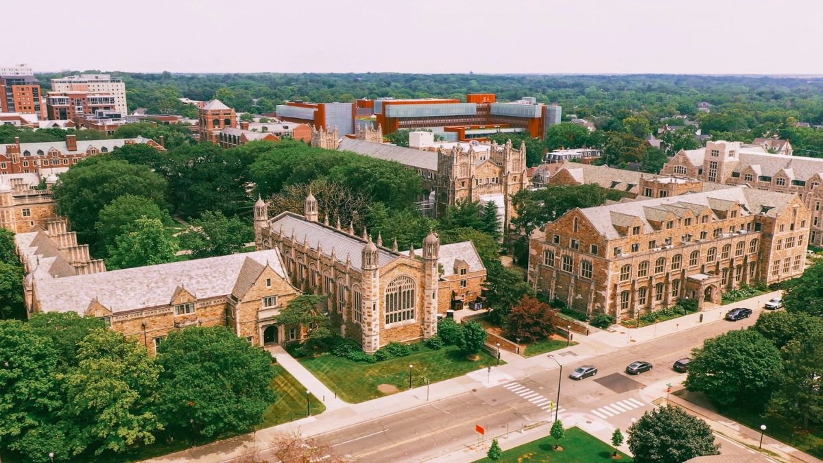 University of Michigan under federal probe after arrest of 2 Chinese scientists