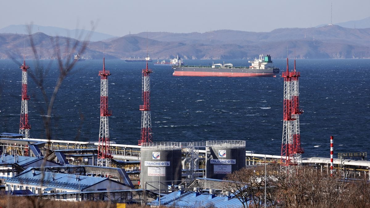 US strikes in Iran: Oil prices surge as stock futures & Asian stocks dip