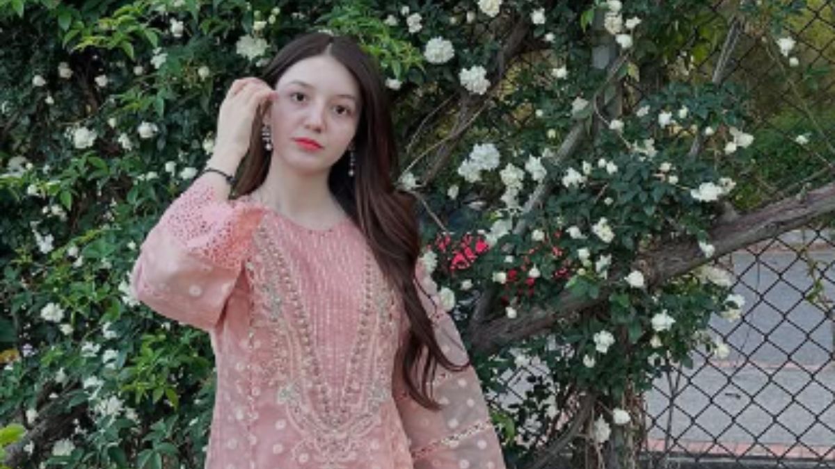 Sana Yousaf, the Pakistani teenage influencer, was known for her videos on culture, lifestyle, and youth empowerment. Image courtesy: Instagram/@SanaYousaf Sana Yousaf, the Pakistani teenage influencer, was known for her videos on culture, lifestyle, and youth empowerment. Image courtesy: Instagram/@SanaYousaf