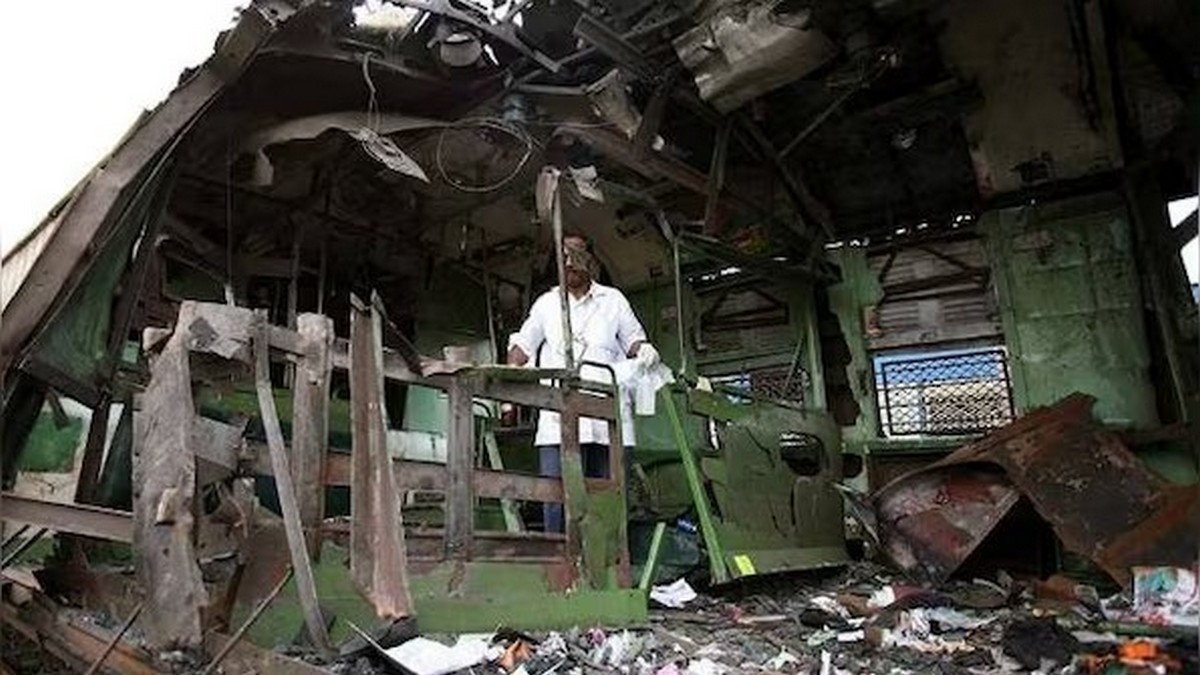 History Today: When Mumbai was rocked by serial train bombings History Today: When Mumbai was rocked by serial train bombings