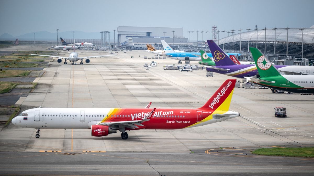 World’s best luggage handling airport in Japan is sinking. Here’s why
