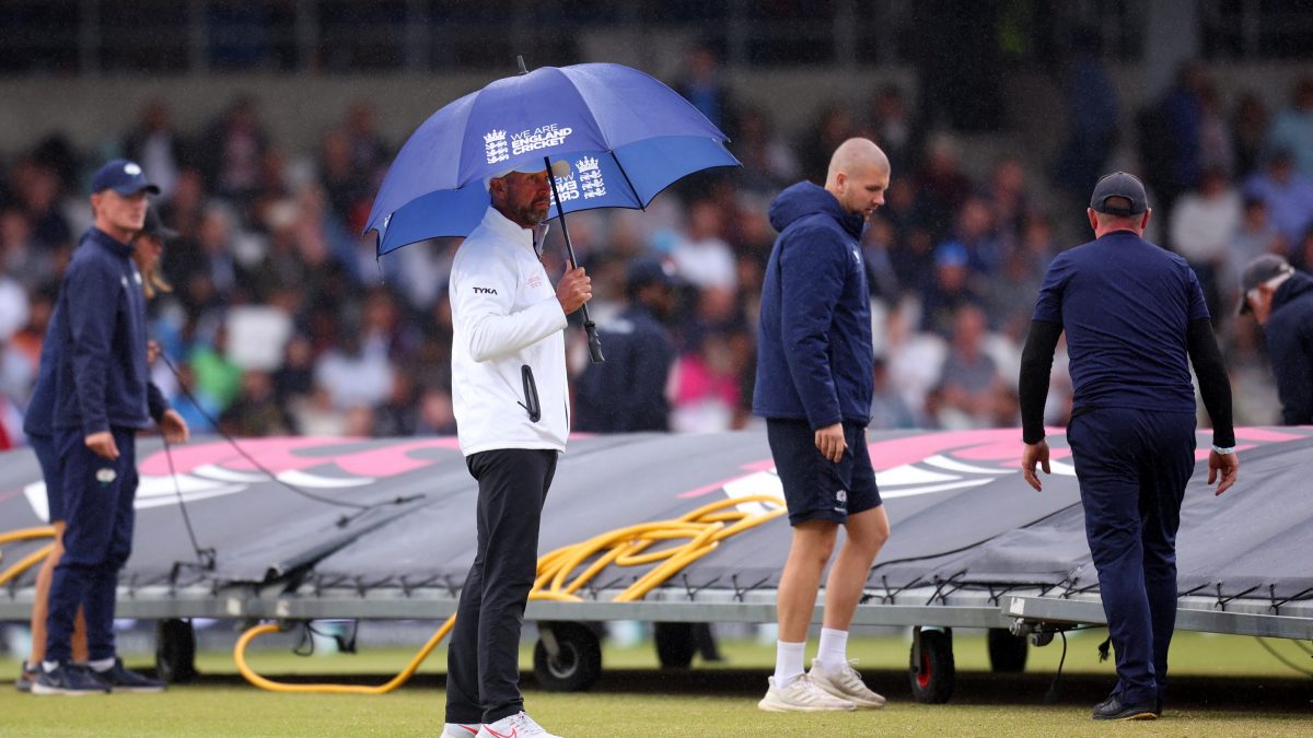 IND vs ENG, 4th Test: Will rain help India on Day 5 in must-win clash in Manchester? IND vs ENG, 4th Test: Will rain help India on Day 5 in must-win clash in Manchester?
