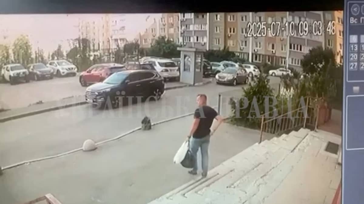Ukraine says it killed 2 Russian agents suspected of assassinating an intelligence officer