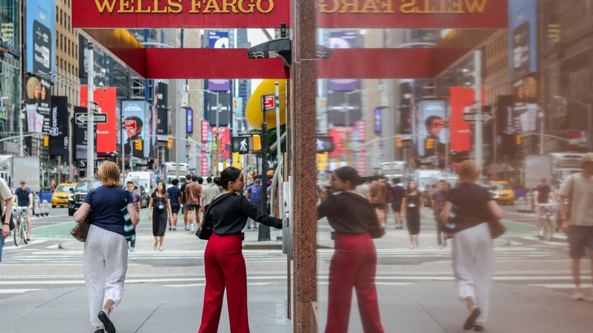 As China exit ban shakes Western firms, an opportunity for India