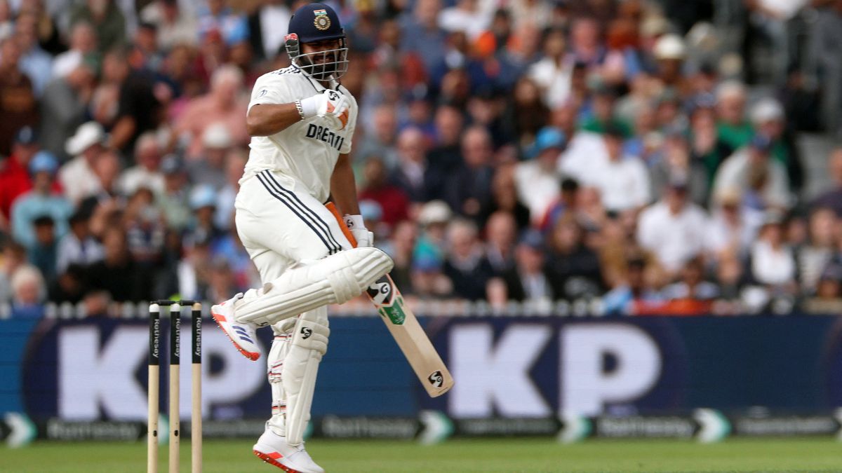 Rishabh Pant’s injury suspected to be metatarsal fracture: What is it? How serious is it? Rishabh Pant’s injury suspected to be metatarsal fracture: What is it? How serious is it?