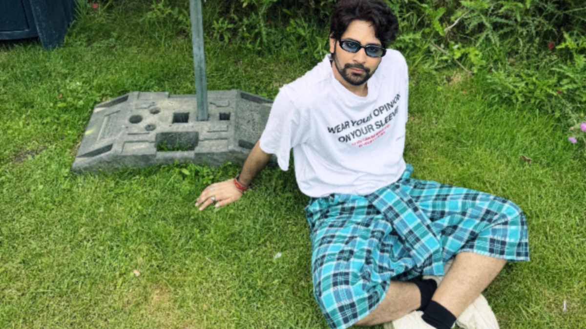 Tomorrowland 2025: Indian content creator Ankush Bahuguna's traditional outfit goes viral, netizens react Tomorrowland 2025: Indian content creator Ankush Bahuguna's traditional outfit goes viral, netizens react