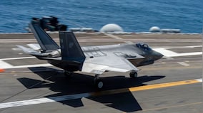 5 US F-35 jets land in Puerto Rico amid tensions with Venezuela