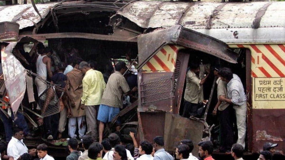 2006 Mumbai train blasts: High court acquits all 12 accused convicted in terror case