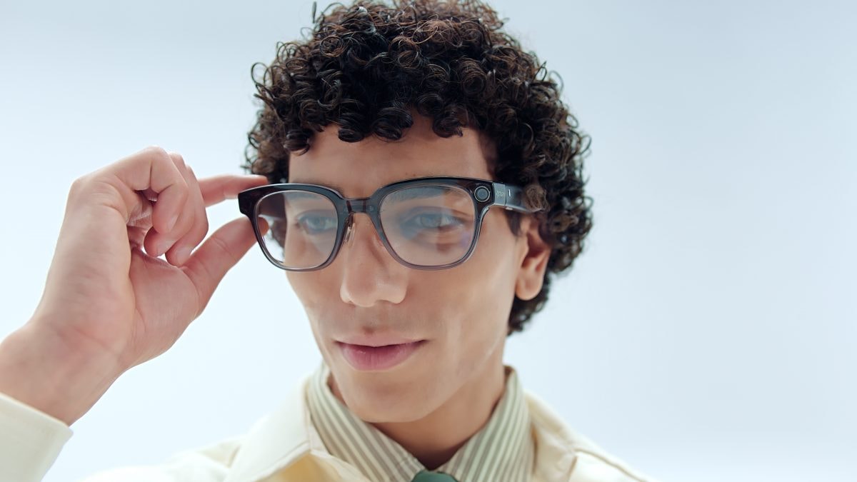 Can AI glasses replace smartphones? Zuckerberg thinks so, do you?