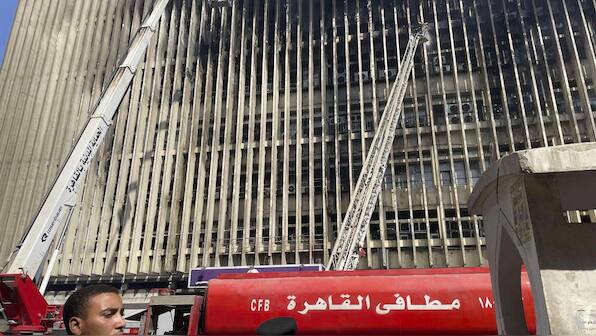 Massive fire at Telecom Egypt building kills 4, injures over two dozen