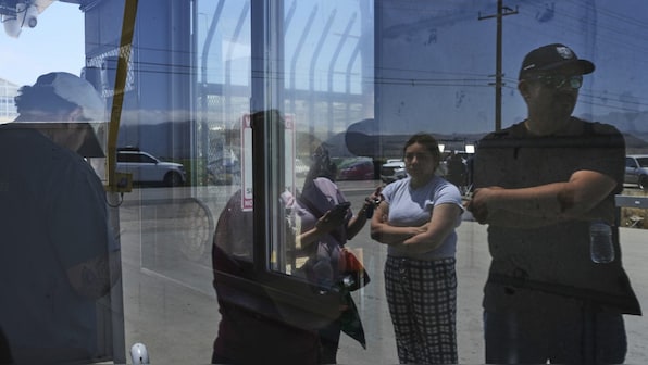 US federal court blocks indiscriminate immigration arrests in 7 California counties