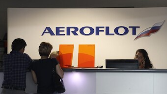 A view of the Aeroflot website alerting in Russian on temporary disruptions of airline's services, in Moscow, Russia, Monday, July 28, 2025. Monday, July 28, 2025. (AP Photo)