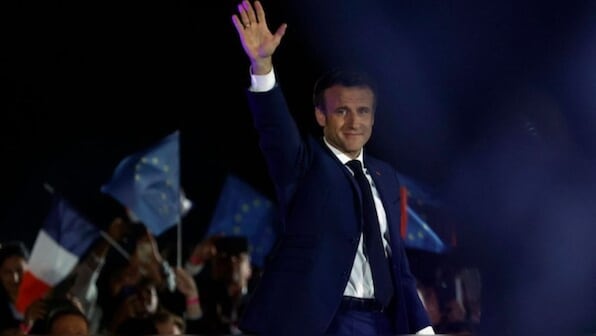 Macron urges EU to stand firm against US tariff threats