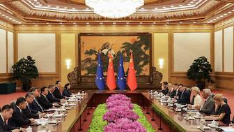 Chinese President Xi Jinping (4th-L) listens to President of the European Council Antonio Costa (2nd-R), in presence of President of the European Commission Ursula von der Leyen (3dr-R), and High Representative for Foreign Affairs and Security Policy and Vice-President of the European Commission Kaja Kallas (R) during the opening remarks of the 25th European Union-China Summit at the Great Hall of the People in Beijing on July 24, 2025. (Photo: Andres Martinez Casares/Pool/AFP)