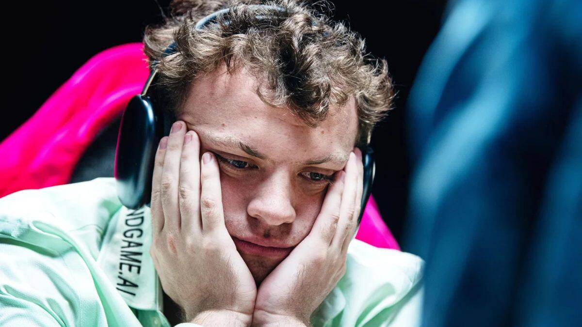 Hans Niemann Clashes With Critics Over Carlsen's Defeat Celebration